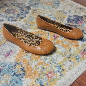 GB Brand Tan women's flats Size 6